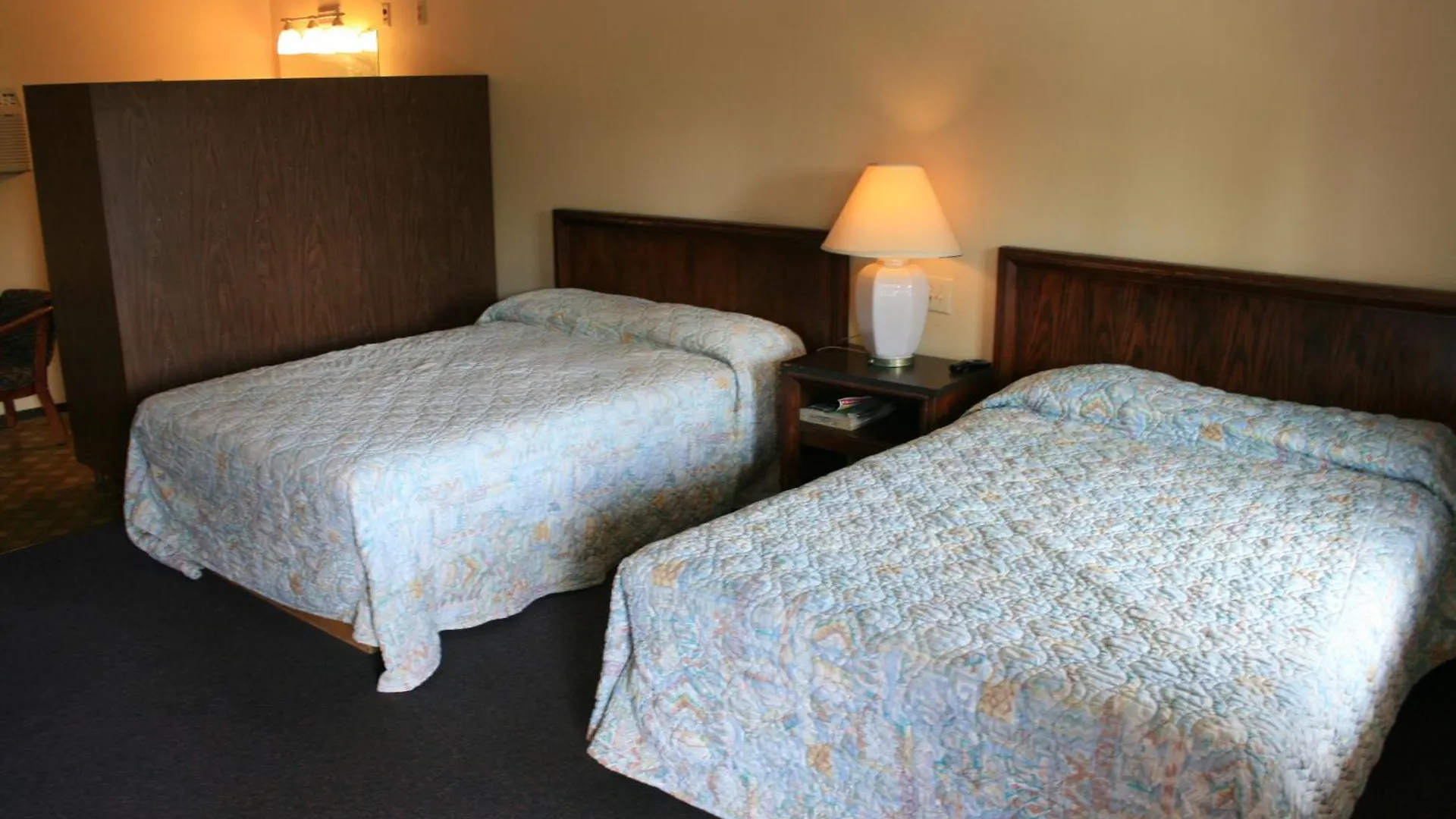 Motel Portland Value Inn & Suites